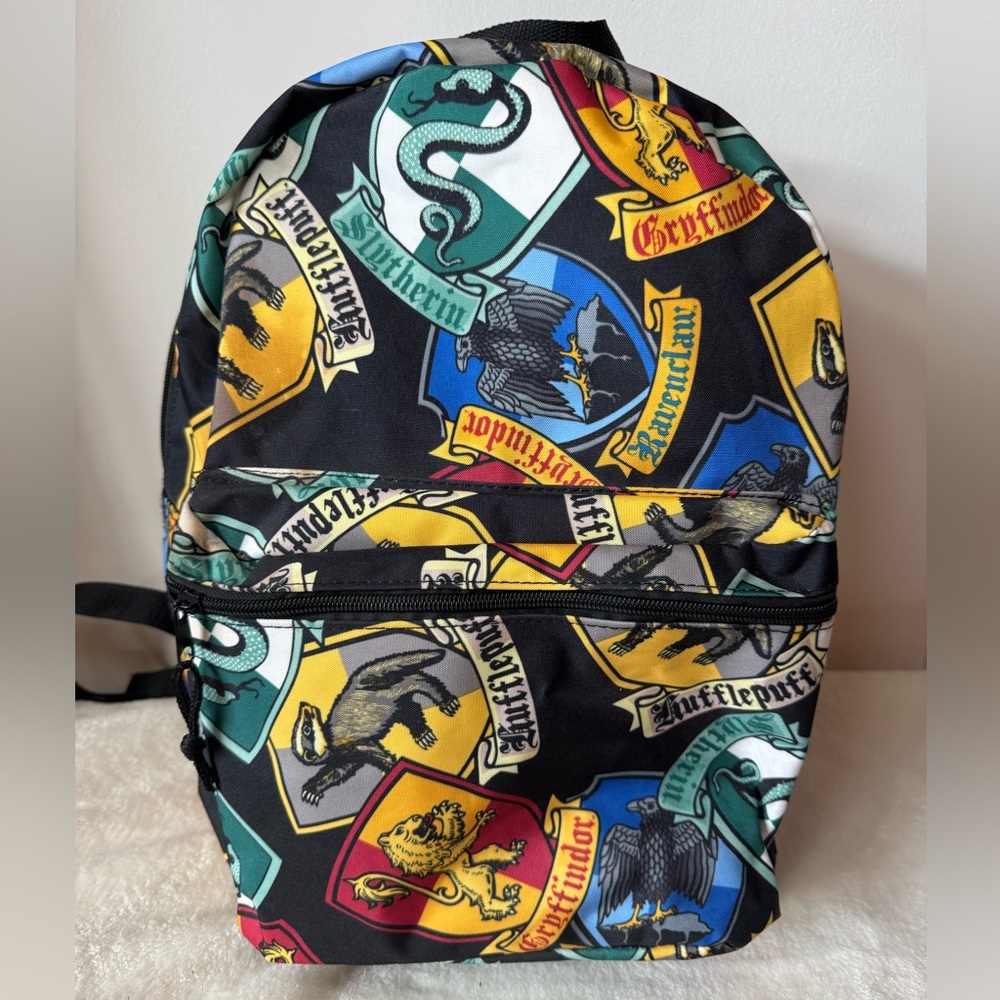 Harry Potter Hogwarts House Crests All Over Print Casual School Backpack